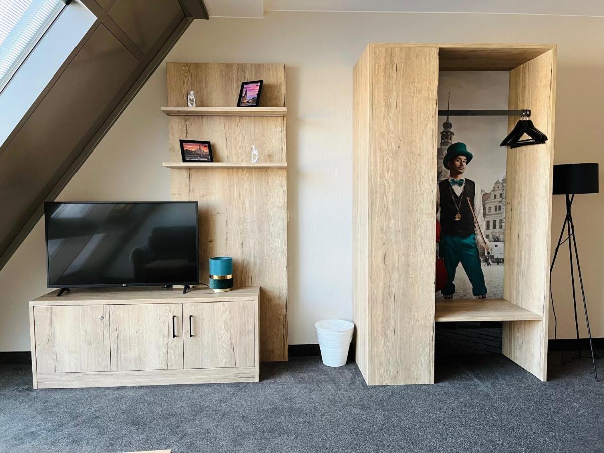Familienapartment Mit Panoramablick Zur Frauenkirche ドレスデン エクステリア 写真